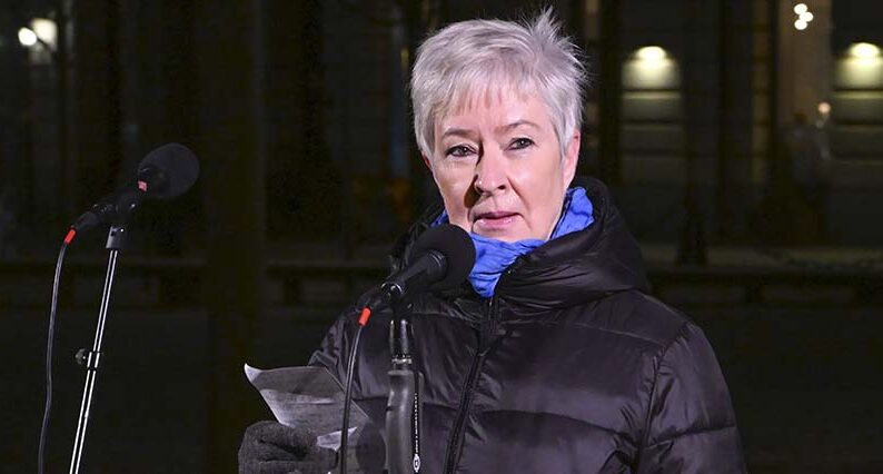 Mona Sahlin svårt misshandlad av sin älskare