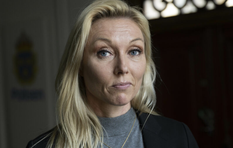 Linda H Staaf talar ut om sexskandalen med polischefen